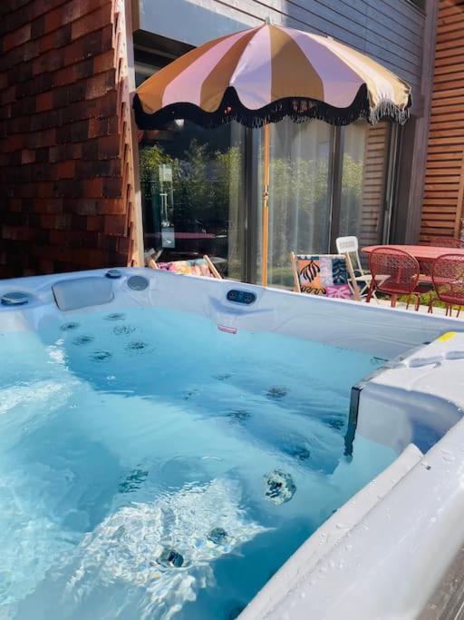 La Regate Avec Jaccuzi A 50 M Du Centre Historique Lägenhet Sarlat-la-Canéda Exteriör bild